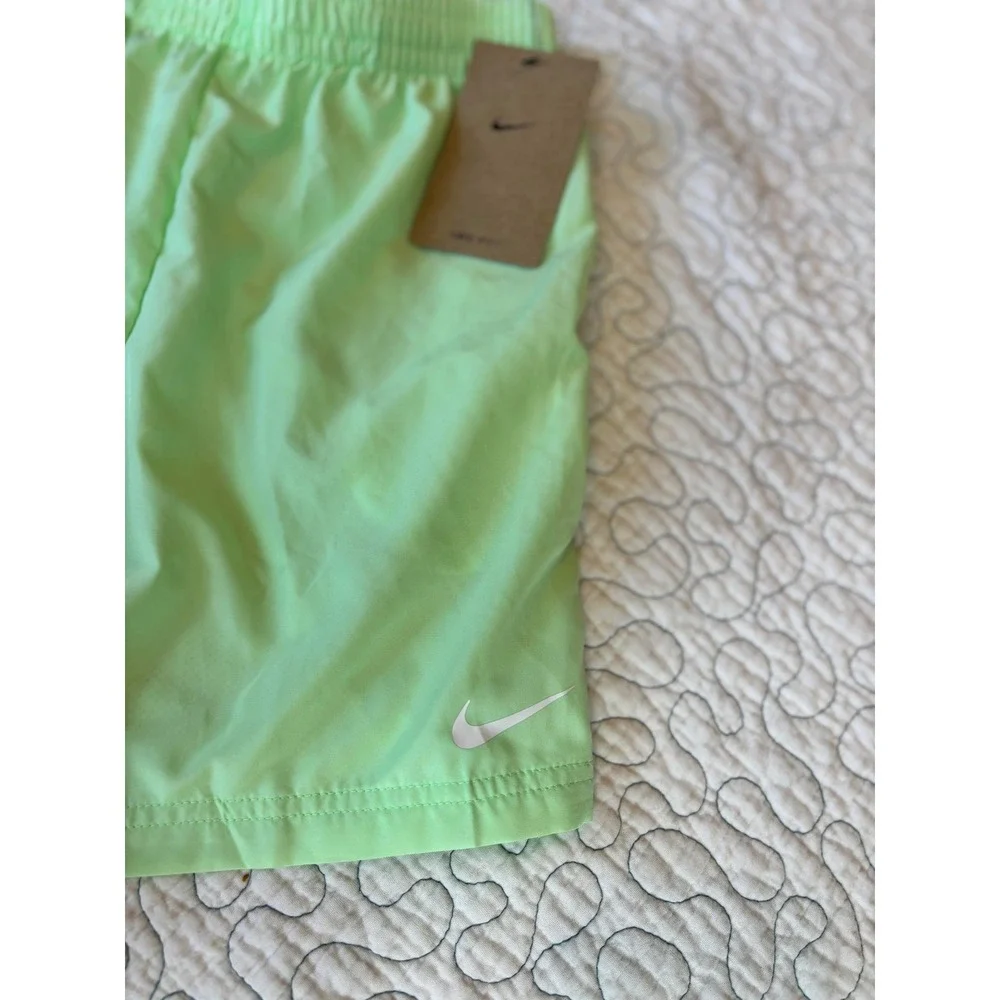 Nike Boys Dri-FIT Neon Green‎ Athletic Shorts Size 7 Years